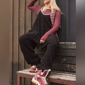 Nwt Cuddle up onesie